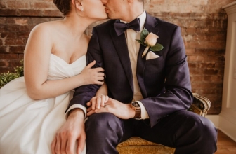 Top 20 Wedding Photo Shoot Ideas to Spice Up Your Shot List